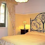 Bed & Breakfast Diana 4*